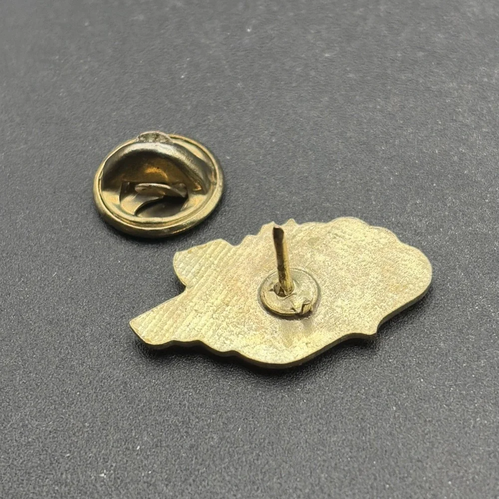 Tennessee‎ State Outline Nashville Chattanooga Lapel Hat Pin